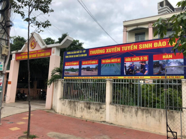 Trường Lái Xe Quân Khu 5 Ở Bình Định