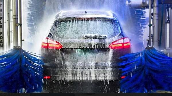 Tần suất rửa xe ô tô tối ưu dựa trên điều kiện sử dụng