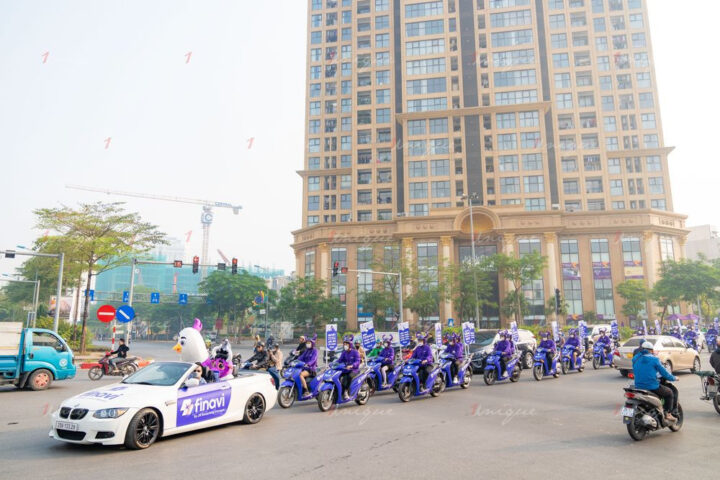 Kiểm tra thời tiết trước khi tổ chức sự kiện xe ô tô mui trần