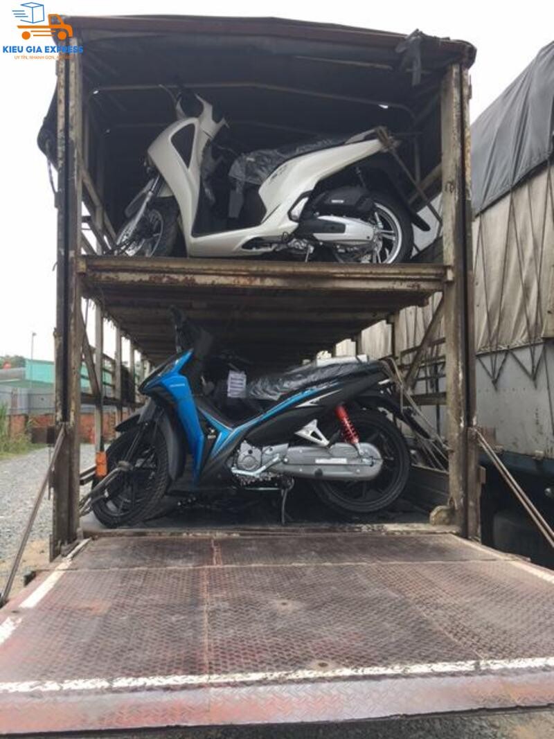 Dịch vụ vận chuyển xe máy bằng ô tô cho doanh nghiệp số lượng lớn