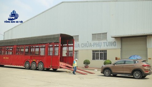 Đoàn xe lồng chuyên dụng đưa ô tô từ Bắc vào Nam và ngược lại với lịch trình linh hoạt