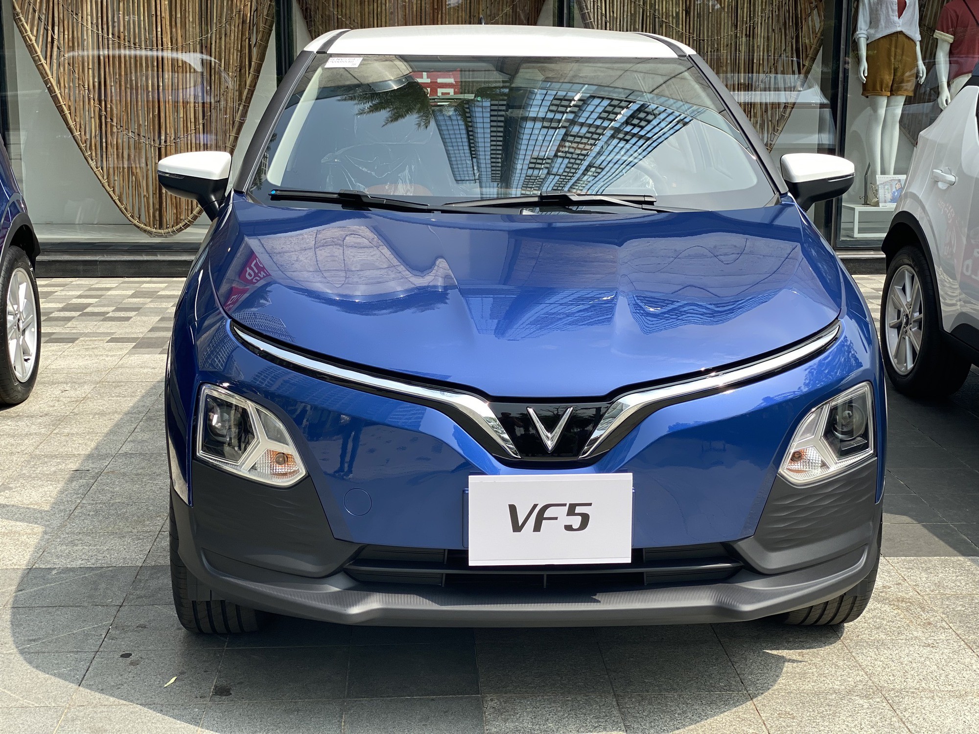 VinFast VF 5 Plus: Xe ô tô hạng A điện của Việt Nam