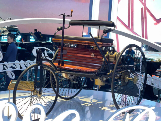 Mô hình Benz Patent Motorwagen được Mercedes-Benz Việt Nam tái tạo gần như hoàn hảo