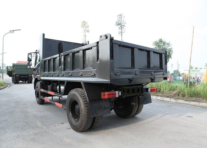Nội thất cabin xe ben Dongfeng Trường Giang
