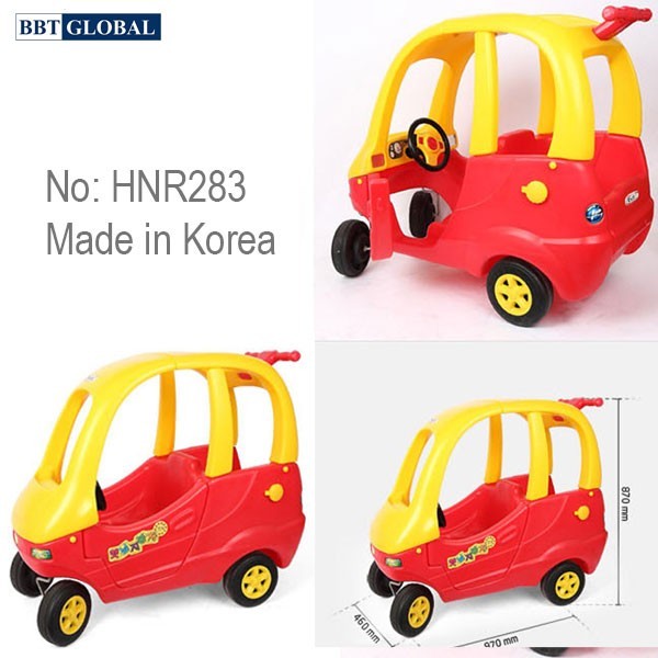 Chiếc xe chòi chân đôi Hàn Quốc thể hiện sự linh hoạt và sáng tạo trong thiết kế các sản phẩm ô tô nhập khẩu Hàn Quốc, phù hợp với nhu cầu của cả gia đình.