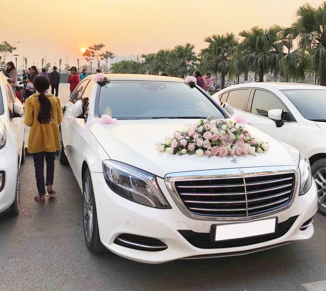 Xe hoa được trang trí tinh tế cho dịch vụ thuê xe cưới Trà Vinh