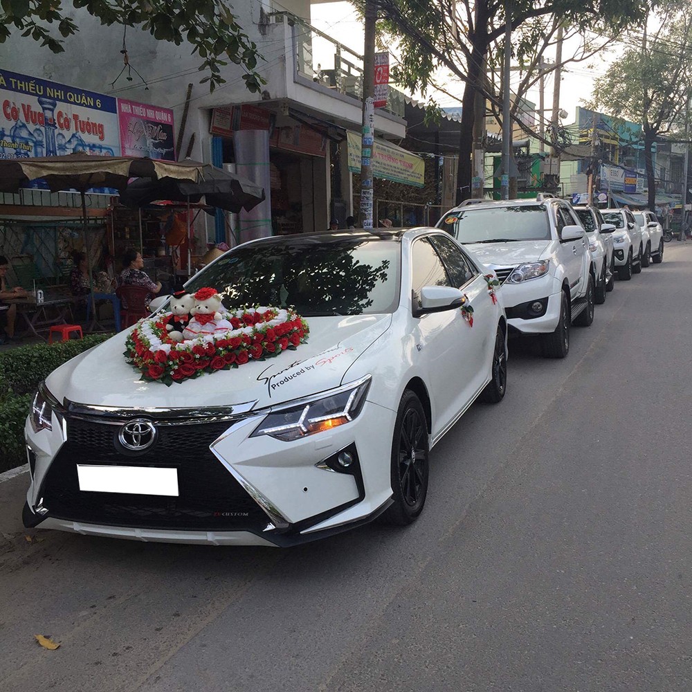 Dịch vụ thuê xe đám cưới tại Trà Vinh với xe sang trọng