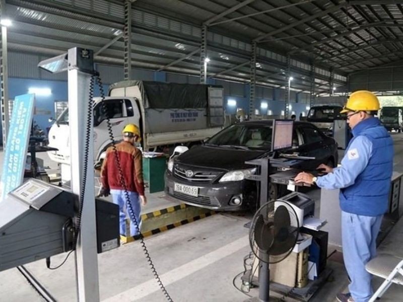 Ô tô bị từ chối đăng kiểm do thiếu thiết bị giám sát hành trình, một trong các hạng mục kiểm tra