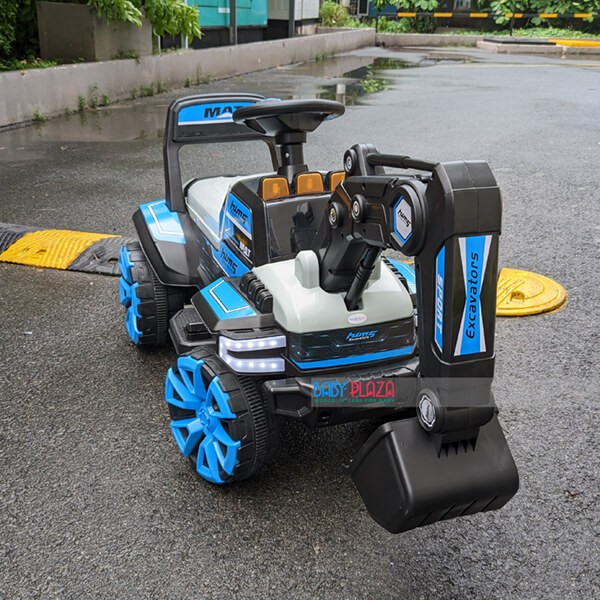 Xe máy xúc ô tô BLF-116 màu vàng cam với gầu xúc đang ở vị trí sẵn sàng đào