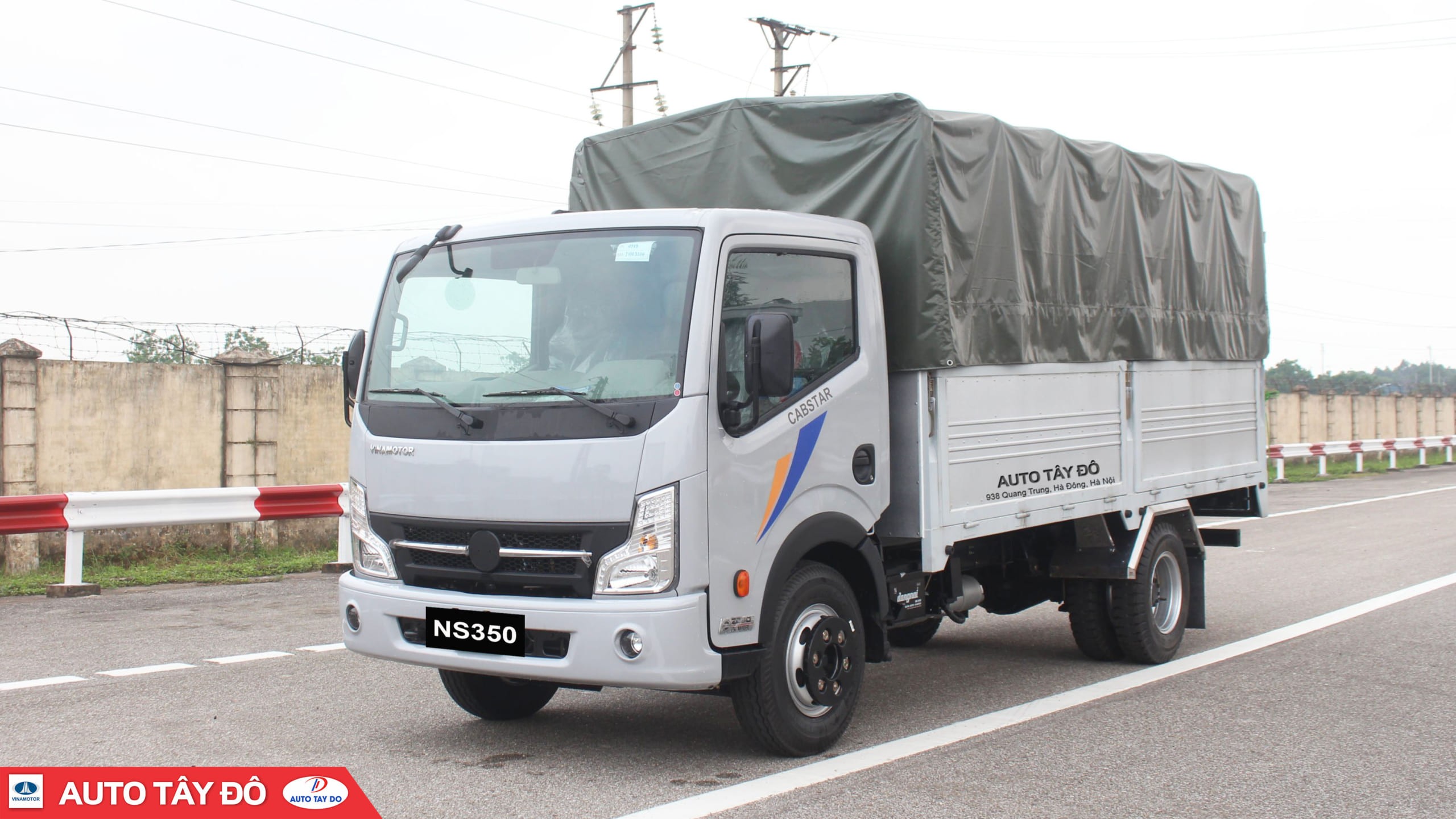 Xe tải Nissan NS350 3.5 tấn với thùng mui bạt linh hoạt