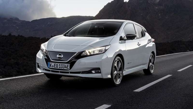 Nissan Leaf - Mẫu xe ô tô điện gia đình 4 chỗ tiện nghi toàn cầu