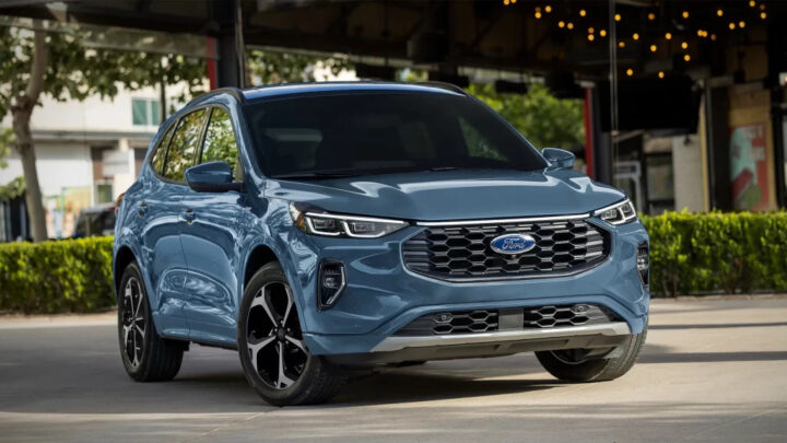 Khám phá khả năng vận hành và độ bền của Ford Escape, những yếu tố cần quan tâm với xe ô tô giá rẻ dưới 10 triệu