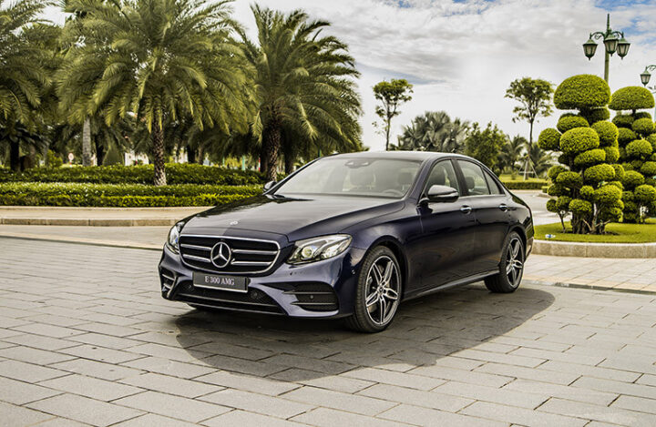 Mercedes-Benz E300 AMG, mẫu xe ô tô hạng sang cho nữ trẻ tuổi đầy cá tính