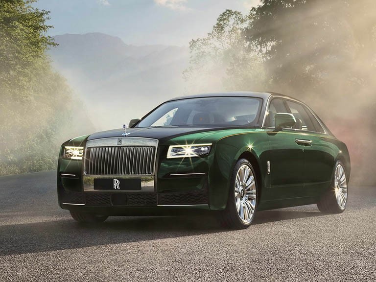 Rolls-Royce Ghost EWB phiên bản mới nhất sở hữu kiểu dáng thanh lịch, cổ điển, rất được lòng giới thượng lưu tìm kiếm xe ô tô trên 20 tỷ