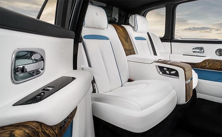 Nội thất xa xỉ, sang trọng của chiếc Rolls-Royce Cullinan, điểm nhấn không thể thiếu của xe ô tô trên 20 tỷ
