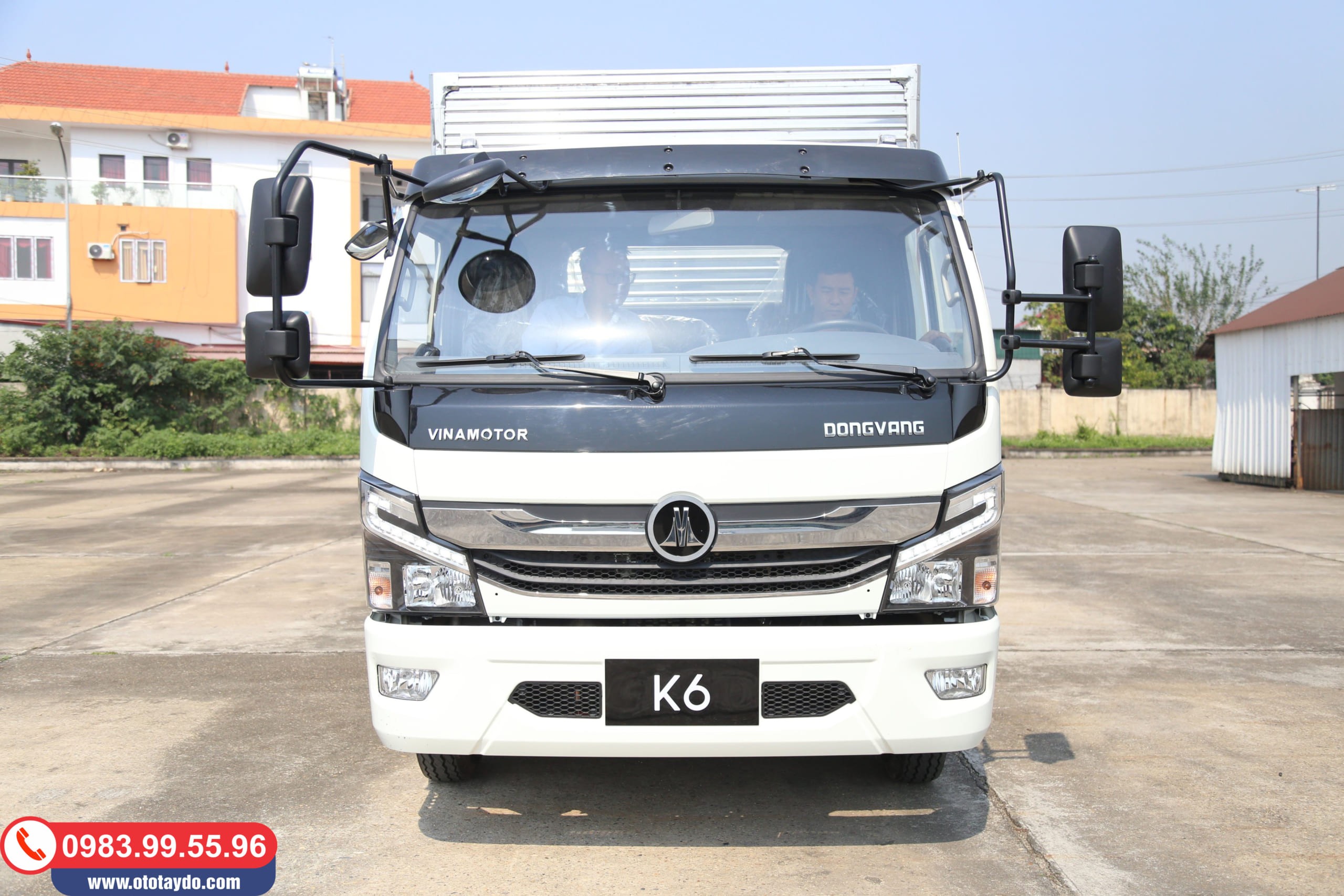 Hệ thống đèn pha và đèn sương mù của xe ô tô tải 5 tấn