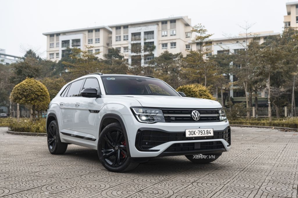 Mẫu xe SUV Volkswagen Teramont, minh họa các loại thuế xe ô tô Việt Nam