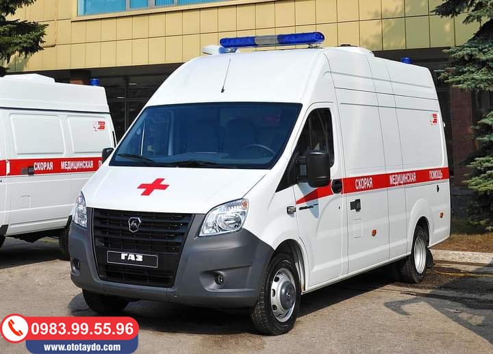 Chi tiết khoang bệnh nhân xe cứu thương Gaz, thể hiện tiêu chuẩn cao của đại lý xe ô tô nhập khẩu
