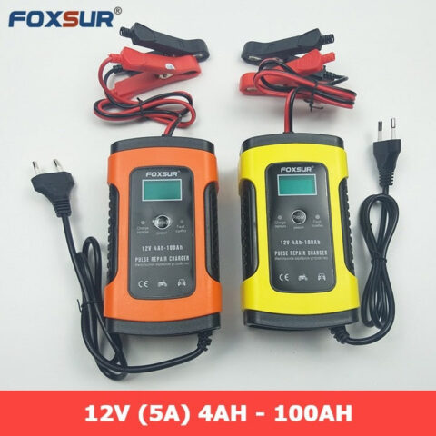 Màn hình LCD của sạc Foxsur hiển thị rõ nét
