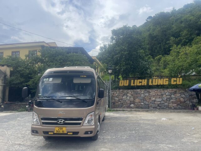 Thiết kế đầu xe ô tô Hyundai County mạnh mẽ và lịch lãm