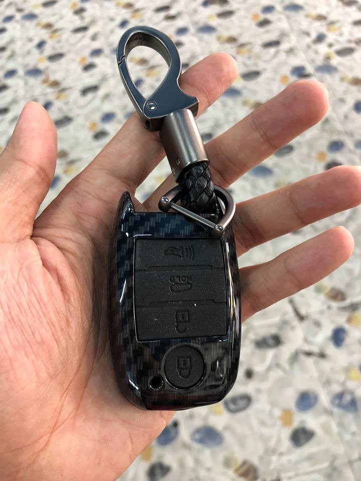 Bọc chìa khoá xe ô tô Kia K3 carbon cao cấp, thiết kế độc đáo