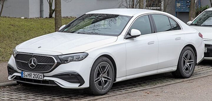 1200px Mercedes Benz W214 1X7A1841