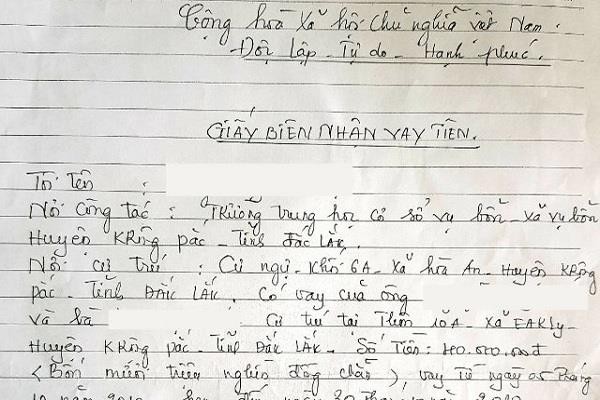 Giấy cầm xe ô tô viết tay và các giấy tờ liên quan cho vay tài chính