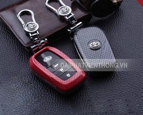 Ốp bọc chìa khoá xe ô tô Toyota vân carbon, phong cách thể thao