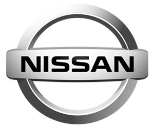 Logo xe Nissan với tên thương hiệu được đặt ngang và hình tròn bao quanh, thể hiện sự cân đối và nhận diện rõ ràng