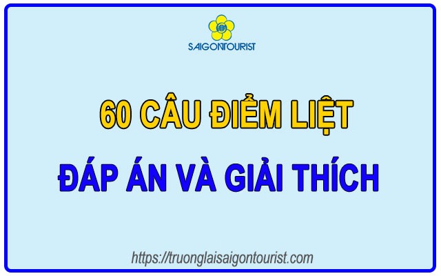 Tài liệu và bút, biểu tượng của sự nghiên cứu chuyên sâu về lịch sử và đặc điểm của xe ô tô năm 60.