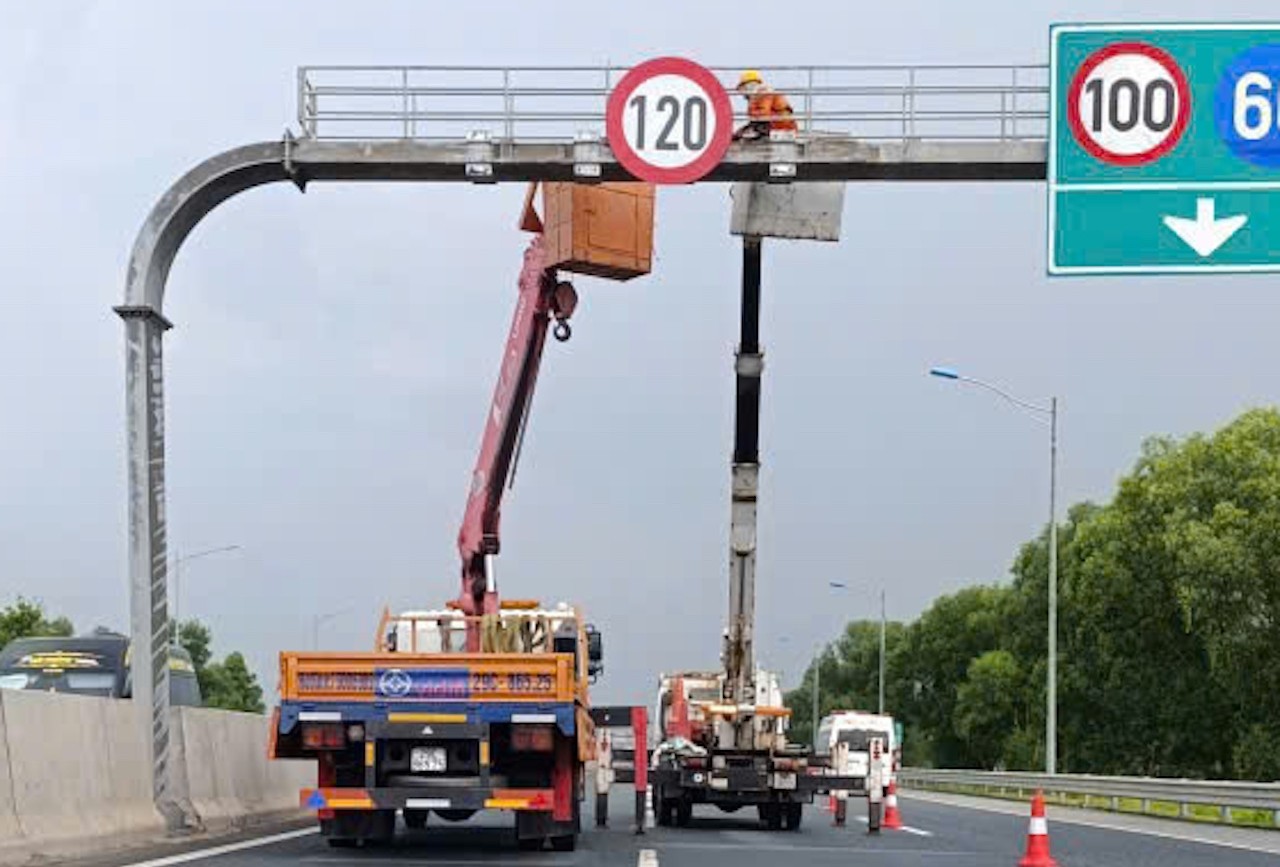 Cấm xe tải làn 1 cao tốc Hà Nội Hải Phòng