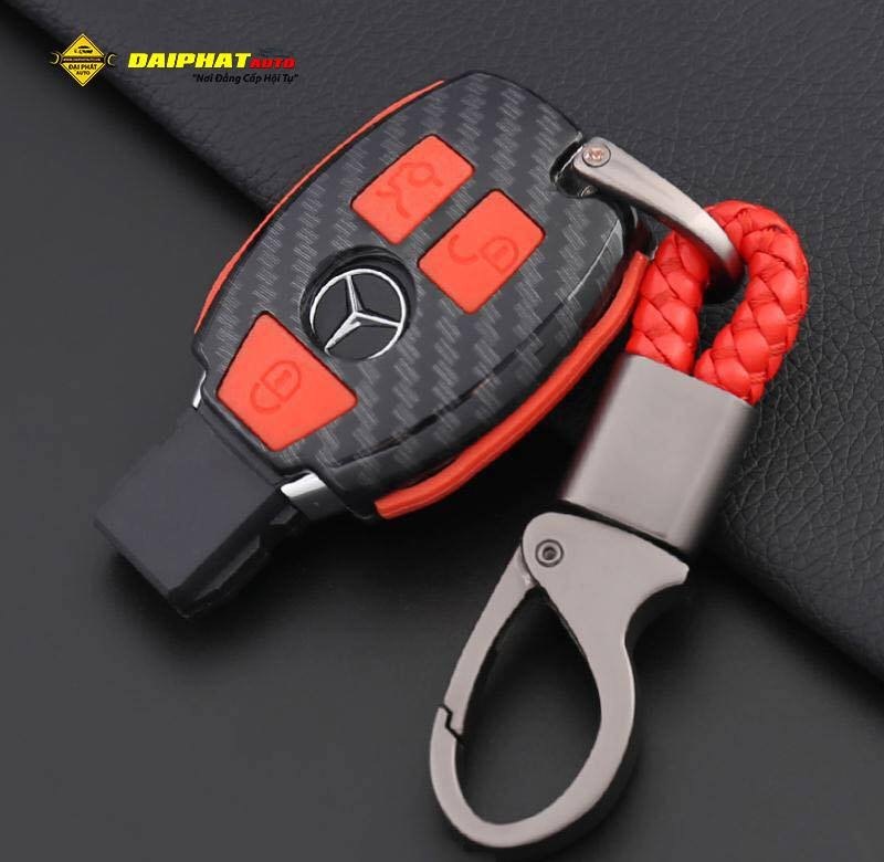 Chi tiết bao da bọc chìa khoá xe ô tô Mercedes carbon, tinh xảo
