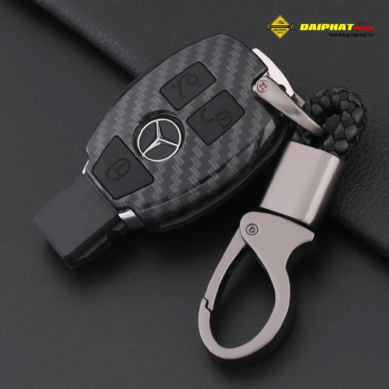 Bao da bọc chìa khoá xe ô tô Mercedes vân carbon, đẳng cấp