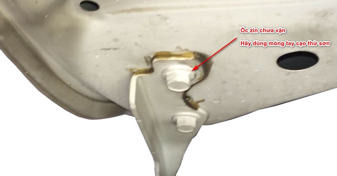 Kiểm tra kỹ lưỡng các ốc vít xe ô tô đã qua sử dụng để đảm bảo chưa bị tác động