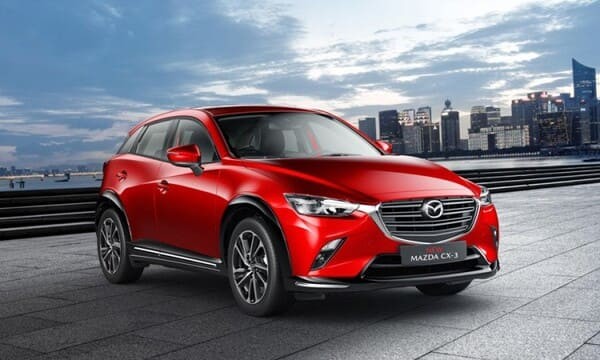 Mazda CX-3 màu đỏ quyến rũ, một ví dụ về phong cách của các dòng SUV như xe ô tô 7 chỗ Mazda CX-8.