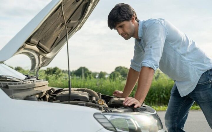 Dụng cụ cứu hộ xe ô tô giúp tài xế chủ động xử lý sự cố khẩn cấp trên đường