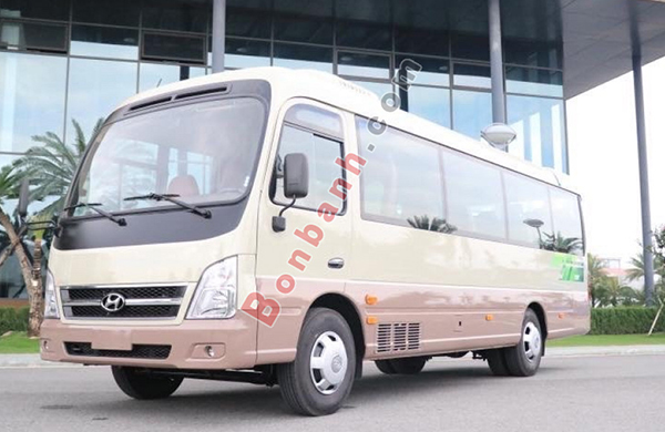 dau xe Hyundai County 29 cho