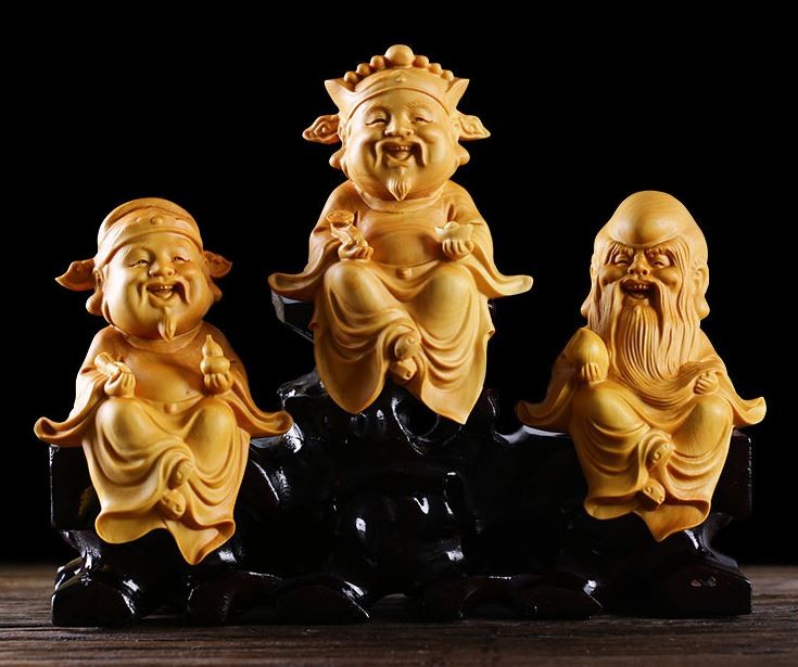 Bộ tượng gỗ Tam Đa Phúc Lộc Thọ trang trí trên xe ô tô, biểu tượng của hạnh phúc, tài lộc và sức khỏe, gợi ý nên để gì trên xe ô tô.