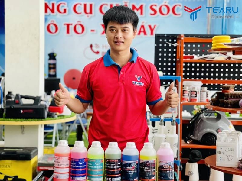 Sản phẩm chăm sóc và làm sạch ghế da xe ô tô từ thương hiệu Grass