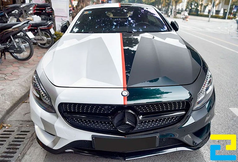 Báo giá in tem xe ô tô cho decal dán sườn và các chi tiết trang trí xe