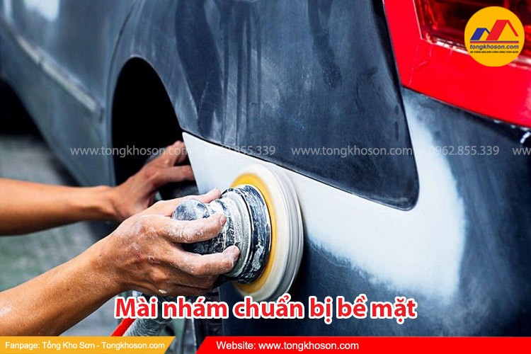 Kỹ thuật mài nhám bề mặt xe ô tô trước khi sơn