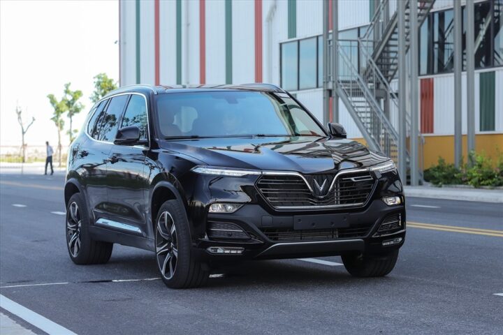 Ca lăng xe ô tô VinFast Lux SA2.0 với thiết kế sang trọng