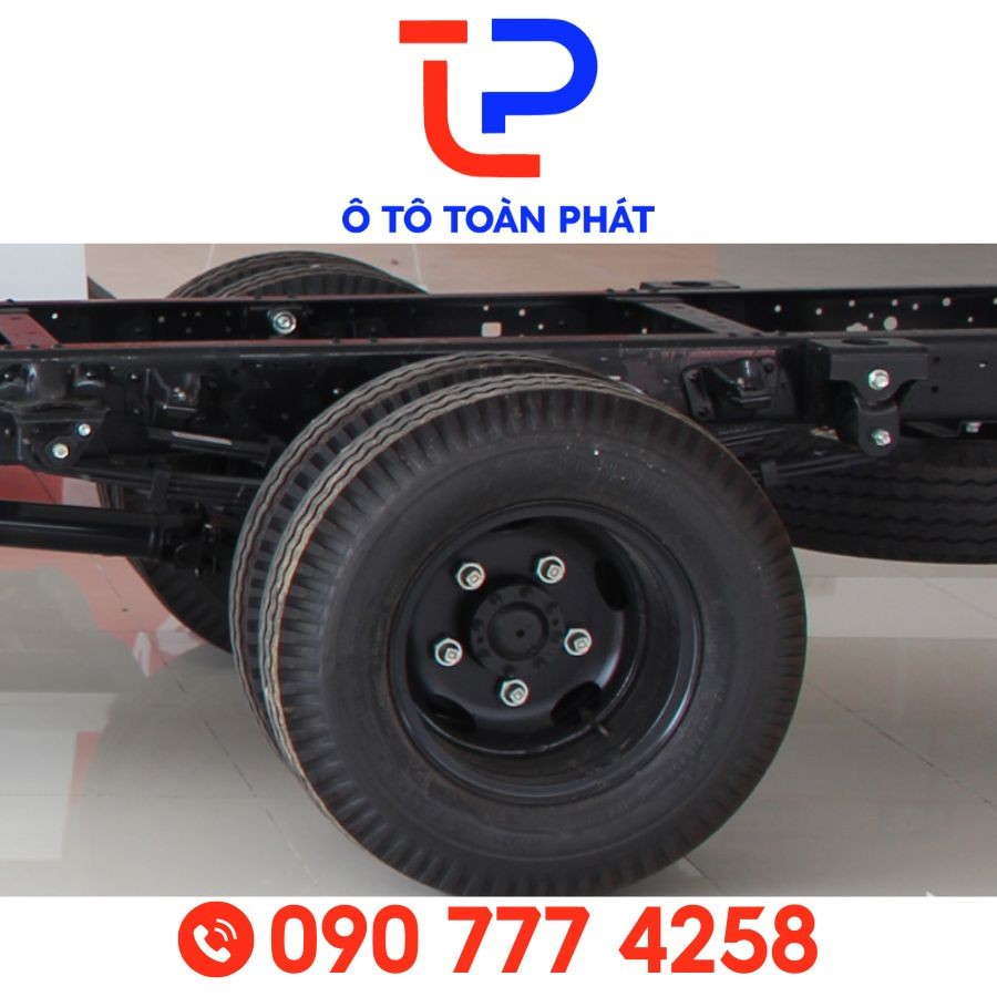 khung gầm thép nguyên khối của xe ô tô tải hino xzu 650