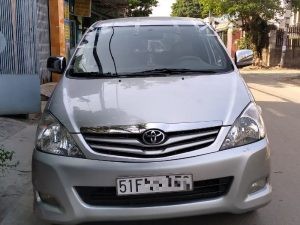 Quy trình thay kính chắn gió xe Hyundai Elantra tận nơi nhanh chóng