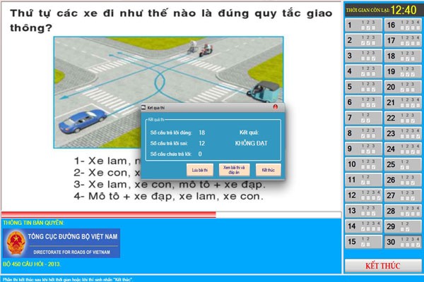 Màn hình máy tính hiển thị các câu hỏi trong bộ 20 đề thi sát hạch lái xe ô tô lý thuyết