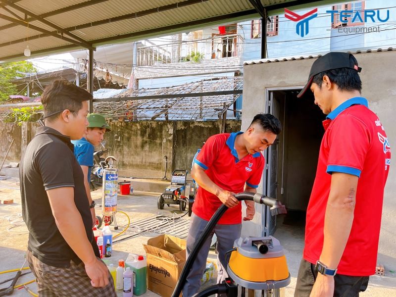 Máy hút bụi chuyên dụng, thiết bị rửa xe ô tô cho nội thất sạch sẽ