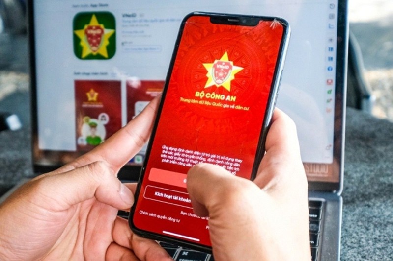 Quy trình đăng ký xe ô tô trực tuyến qua Cổng Dịch vụ công hoặc VNeID