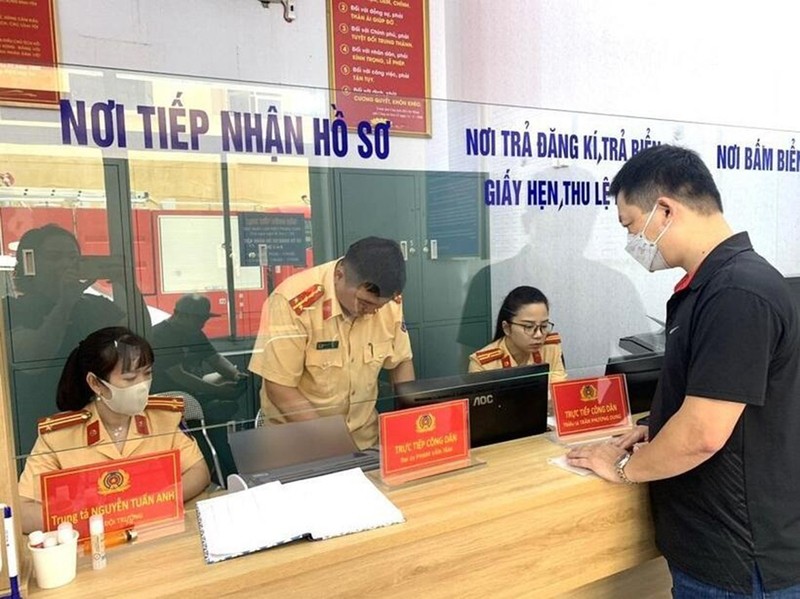 Tối ưu hóa thời gian cấp thông tin đăng ký xe ô tô và biển số