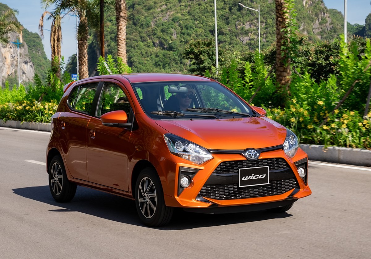 toyota wigo hatchback