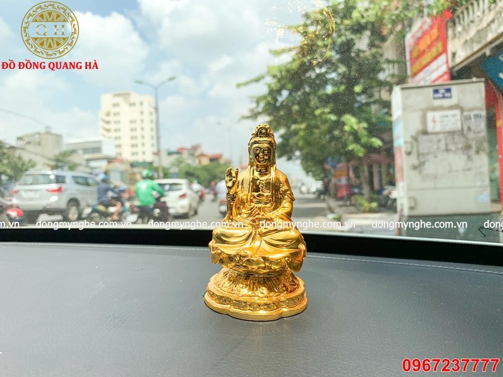 Tượng Phật Thích Ca nhỏ gọn cho không gian xe hơi